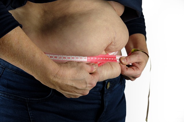 Laihdutuslaskuri laskee kuinka kauan menee laihduttaa tietty määrä kiloja.